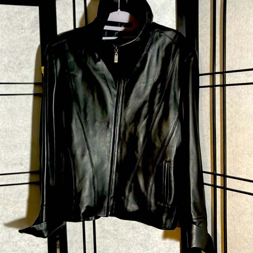 Beautiful black leather jacket - like new never worn